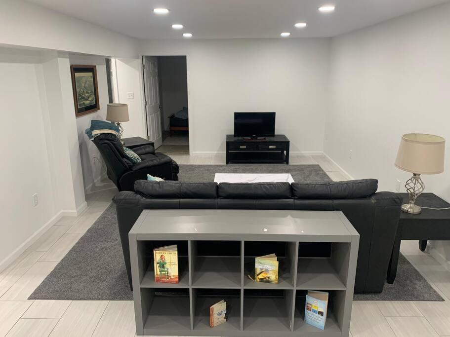 2 Bedroom Apartment- Close To Hershey Park, Hollywood Casino And Downtown Гаррисберг Экстерьер фото
