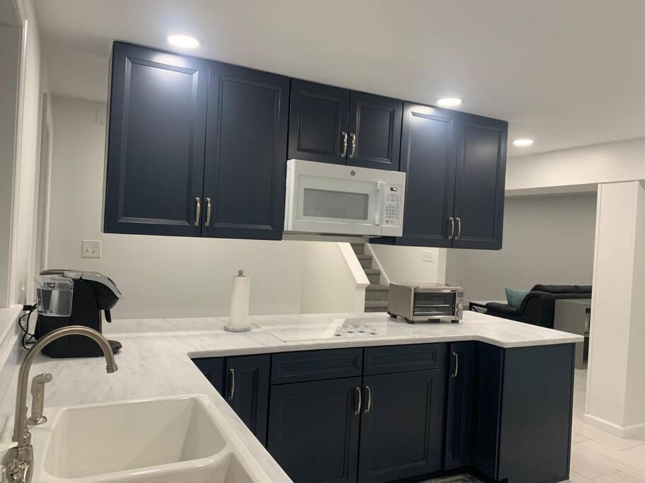 2 Bedroom Apartment- Close To Hershey Park, Hollywood Casino And Downtown Гаррисберг Экстерьер фото