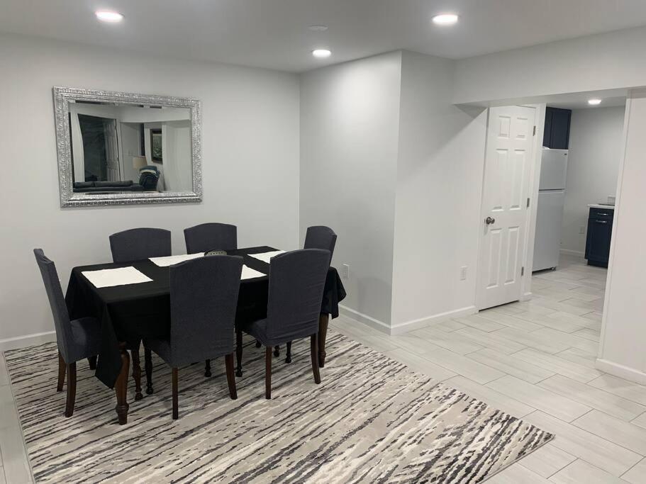 2 Bedroom Apartment- Close To Hershey Park, Hollywood Casino And Downtown Гаррисберг Экстерьер фото